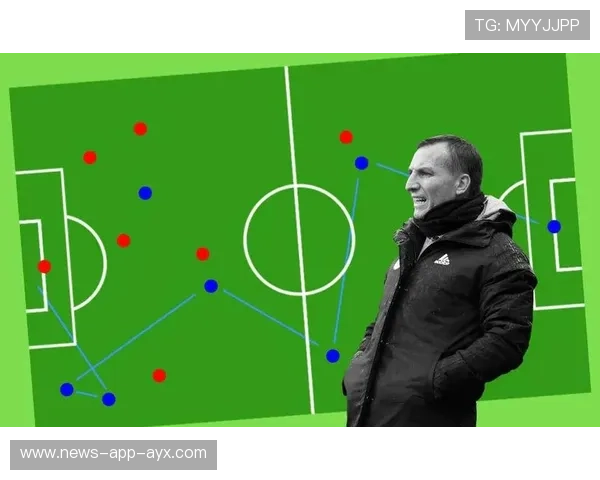 多特蒙德推进练习里萨内连续完成穿插跑动